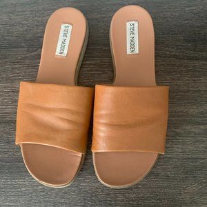 Steve Madden Beige Sandals 7.5